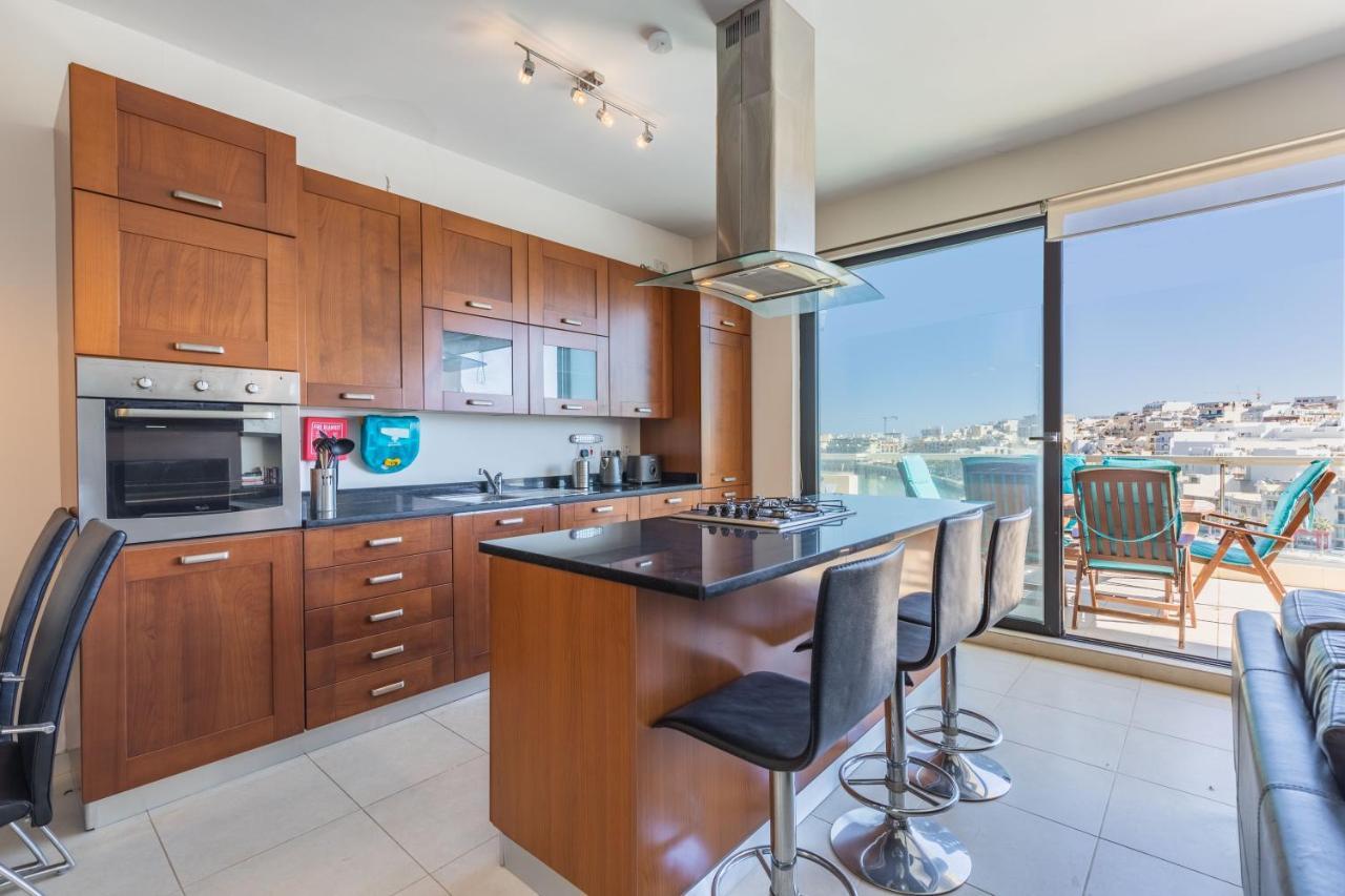 Gorgeous Two Bedroom Sea View In Marsascala 마르사스칼라 외부 사진