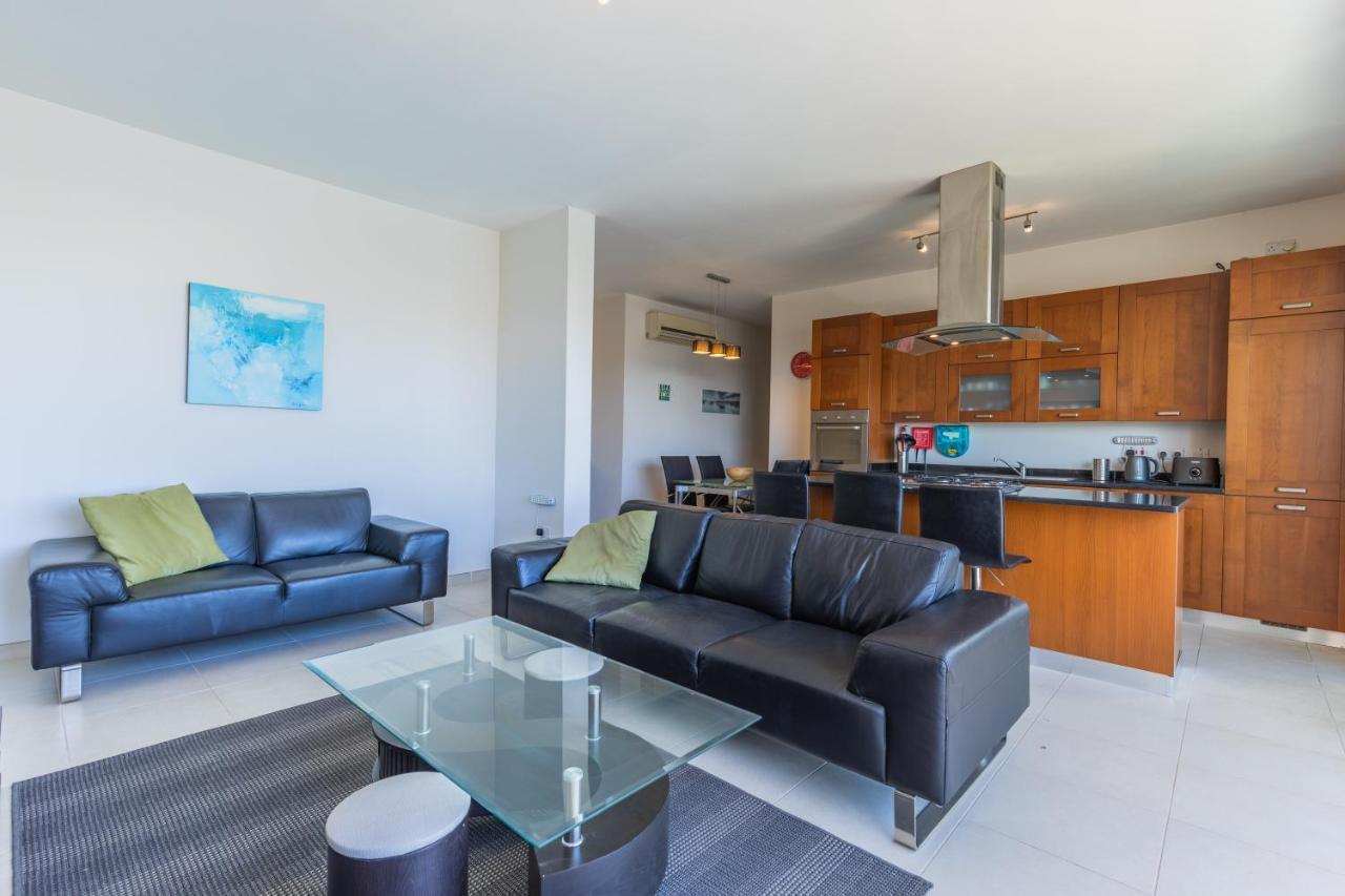 Gorgeous Two Bedroom Sea View In Marsascala 마르사스칼라 외부 사진